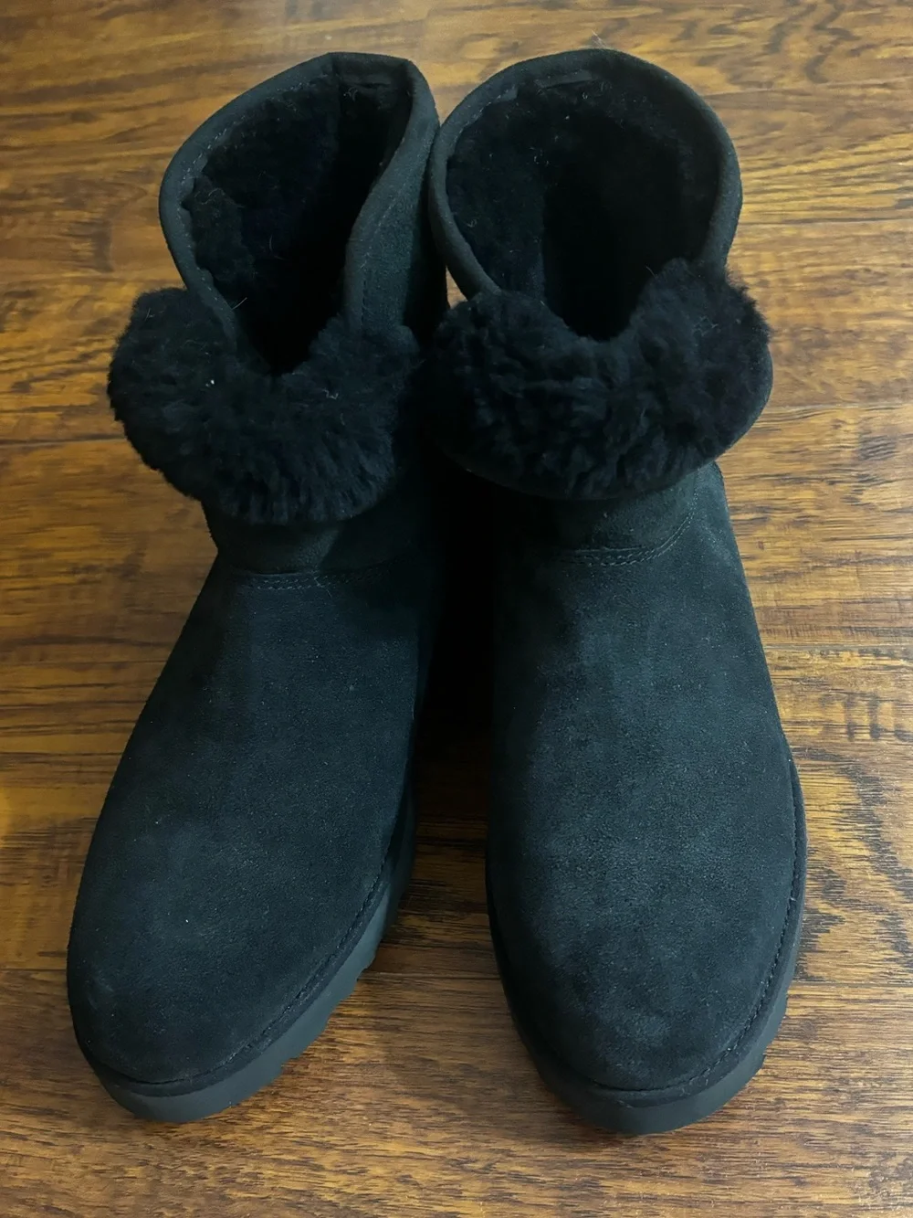 UGG 100% Wool KRISTIN Boots Black Suede Fur-Cuff Short Ankle Platform Booties